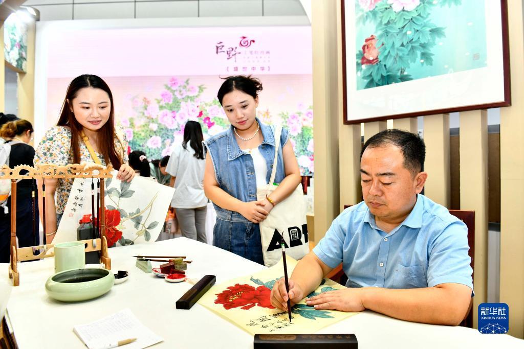 jj棋牌手机版